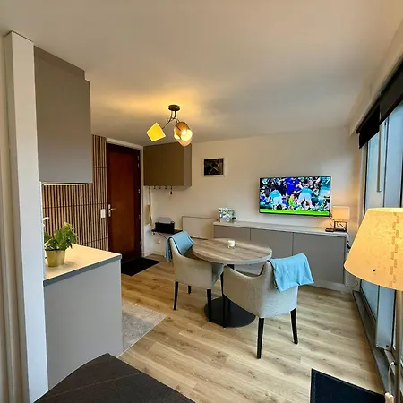 Moderne Avec Terrasse Et Parking Prive Han-sur-lesse Rochefort