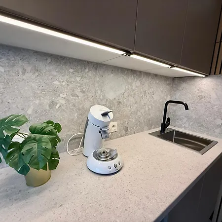 Moderne Avec Terrasse Et Parking Prive Han-sur-lesse Rochefort